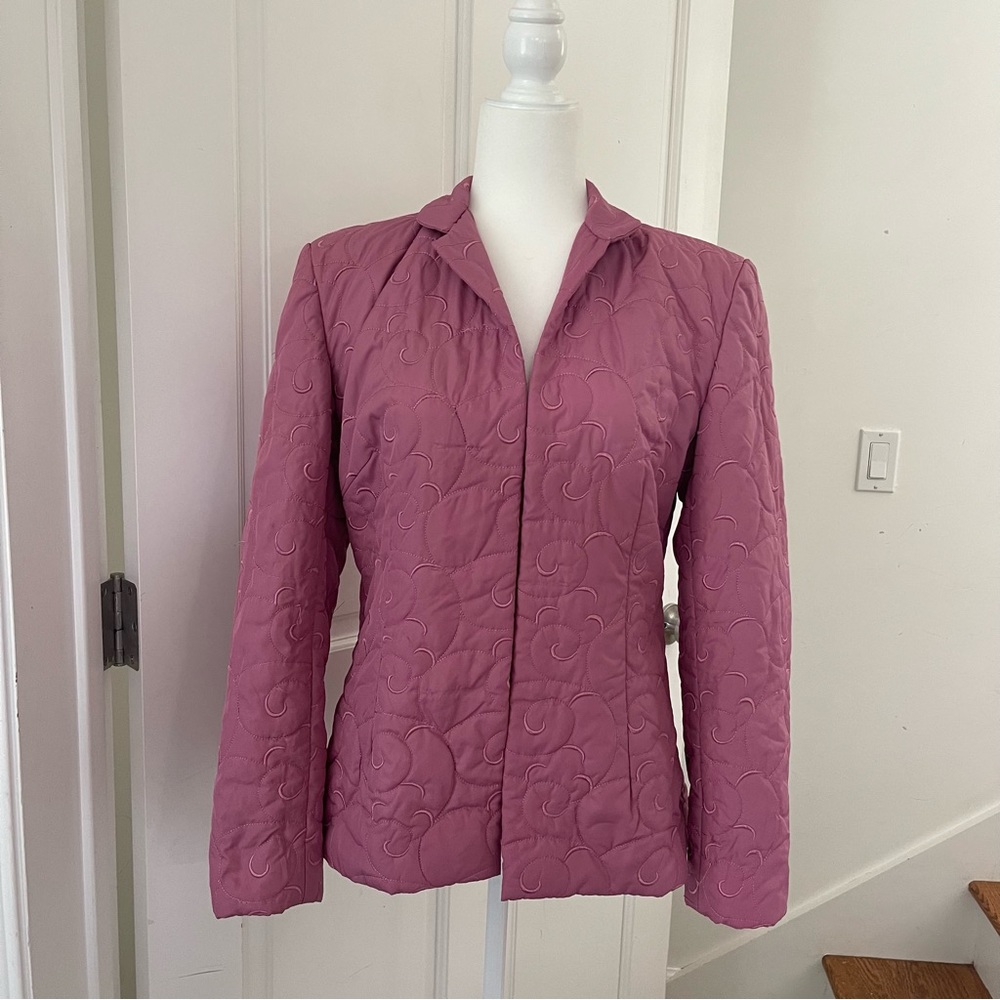 Embroidered Beautiful Slightly Puffy Jacket